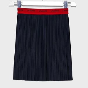 NWOT ✔️🦋Lacoste
Kids Contrast Waistband Pleated Skirt